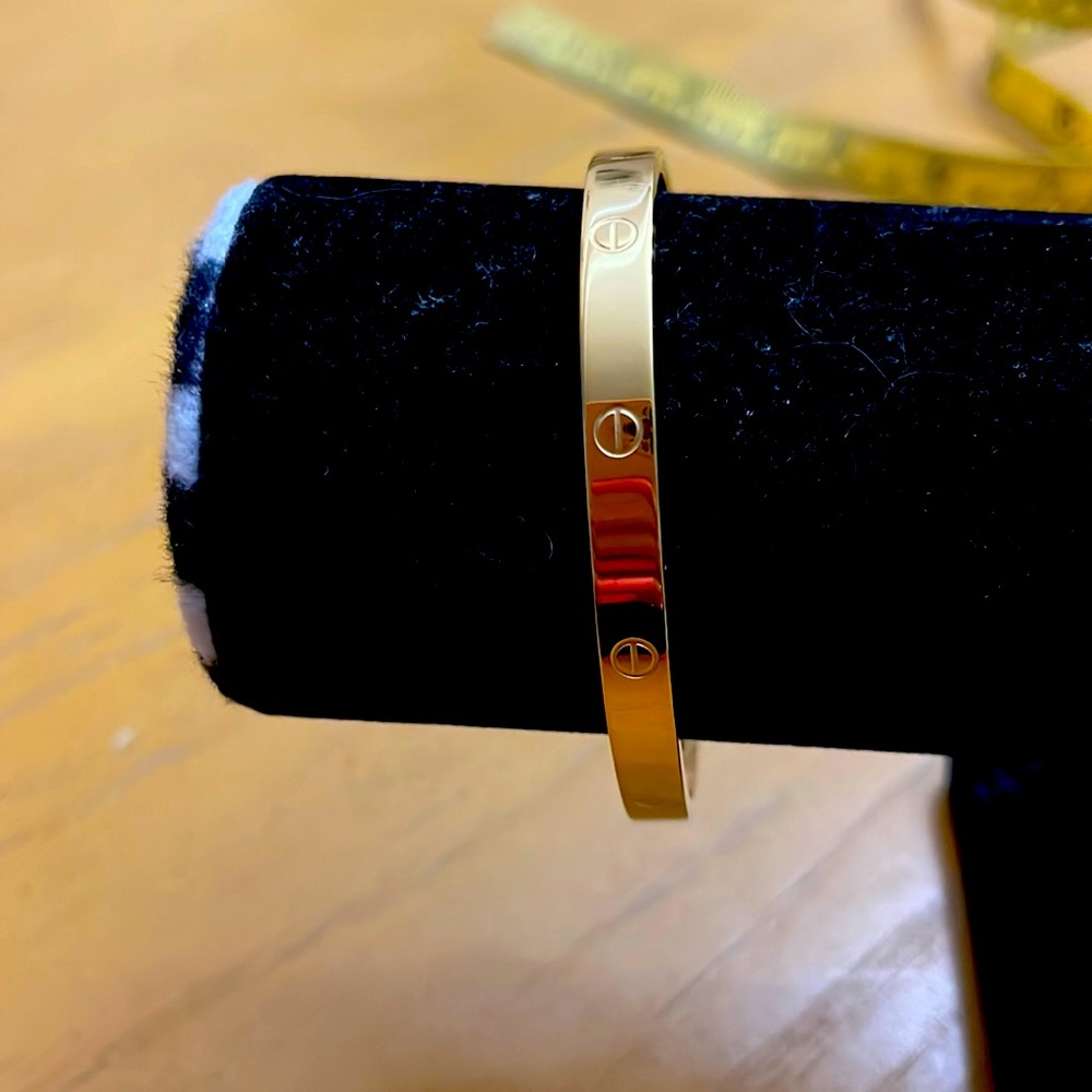 Large stainless steel bangle